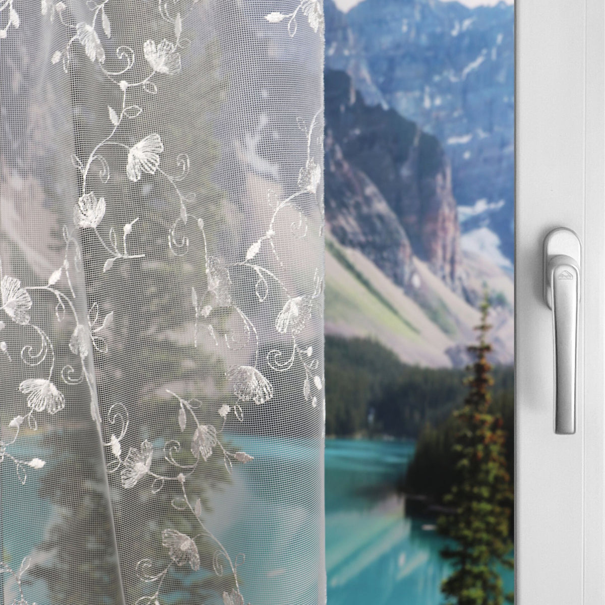 Rideau quotidien "broderie" hors blanc pamela