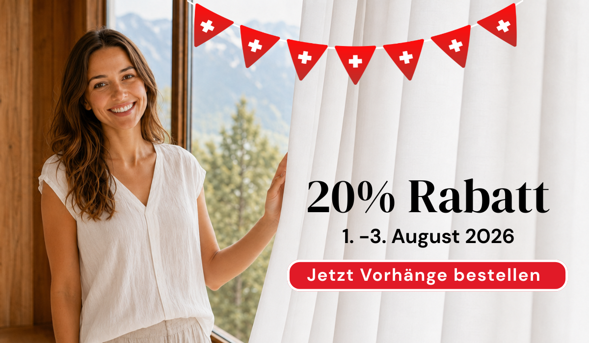 Wohnzimmer mit Vorhängen