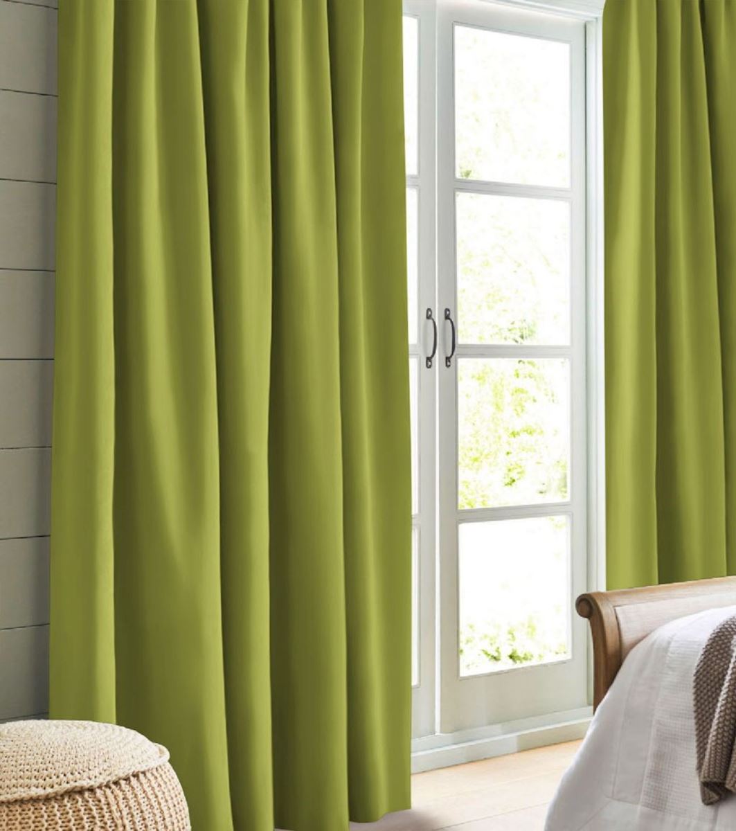 Blackout curtain green Cyrill