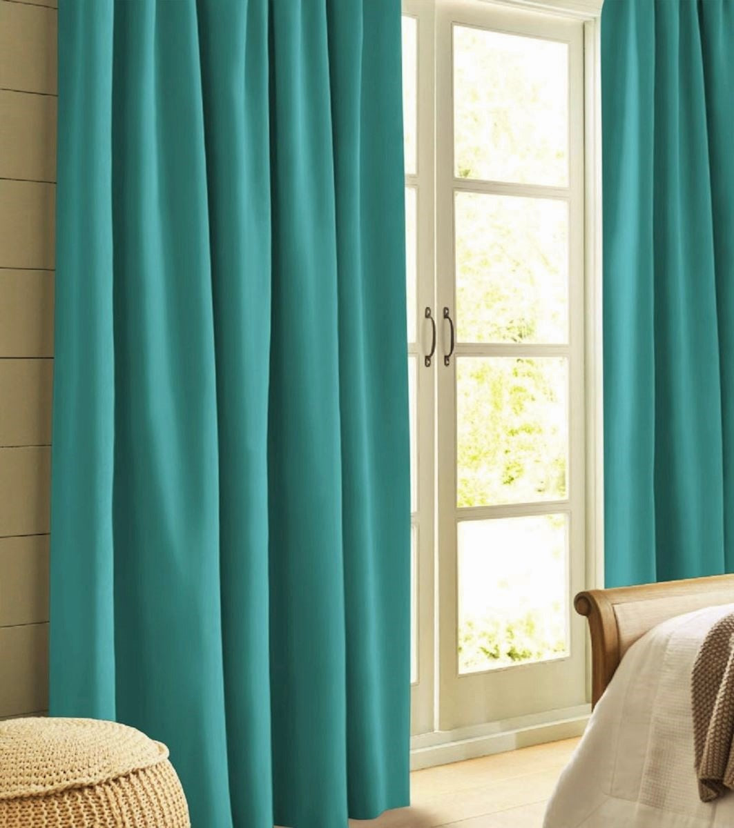 Blackout curtain luminous turquoise Cyrill