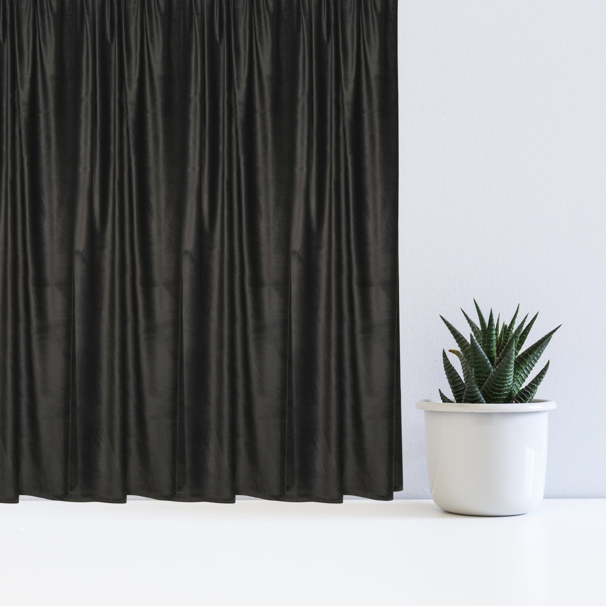 Night curtain dark brown Velvet