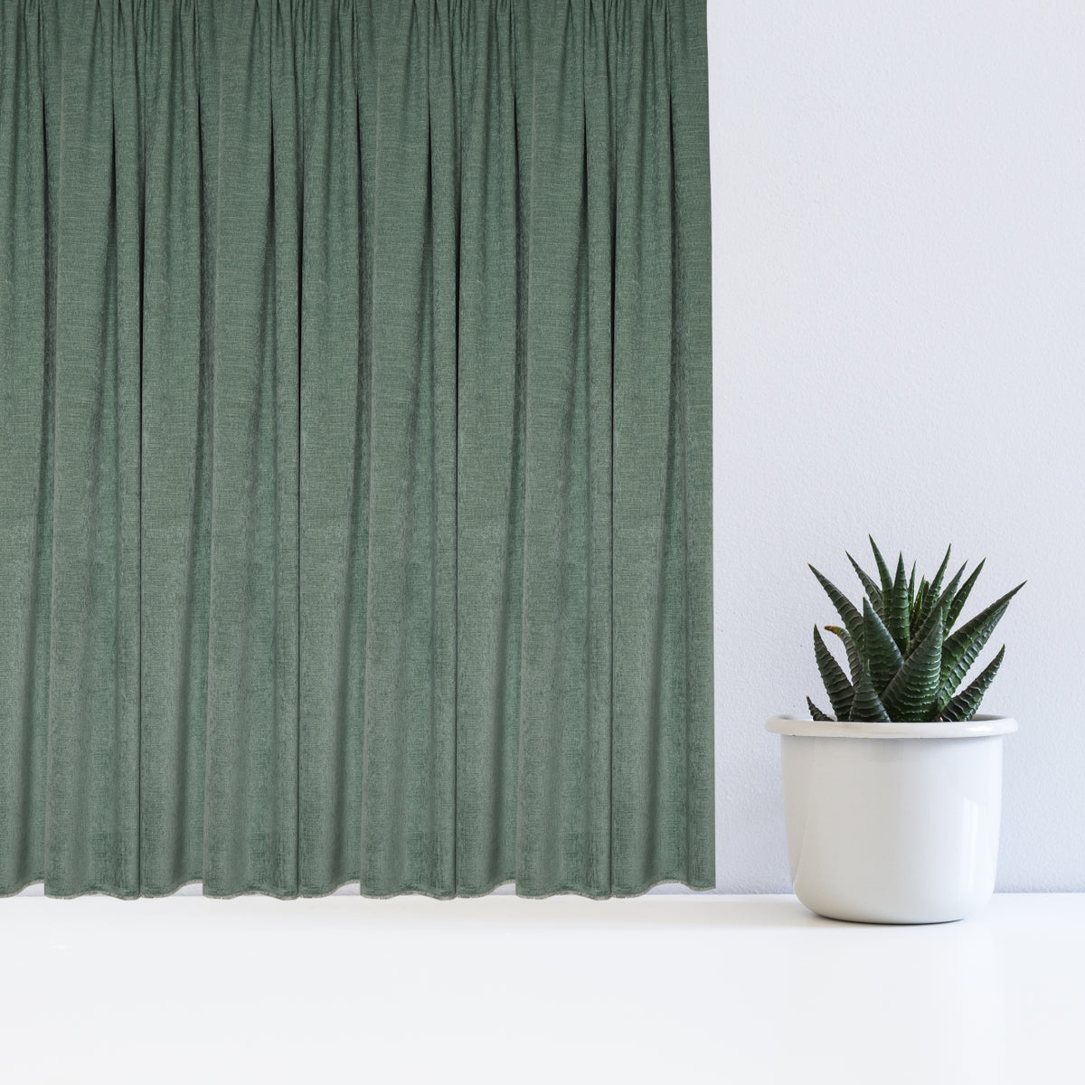 Night curtain mint green Yeti
