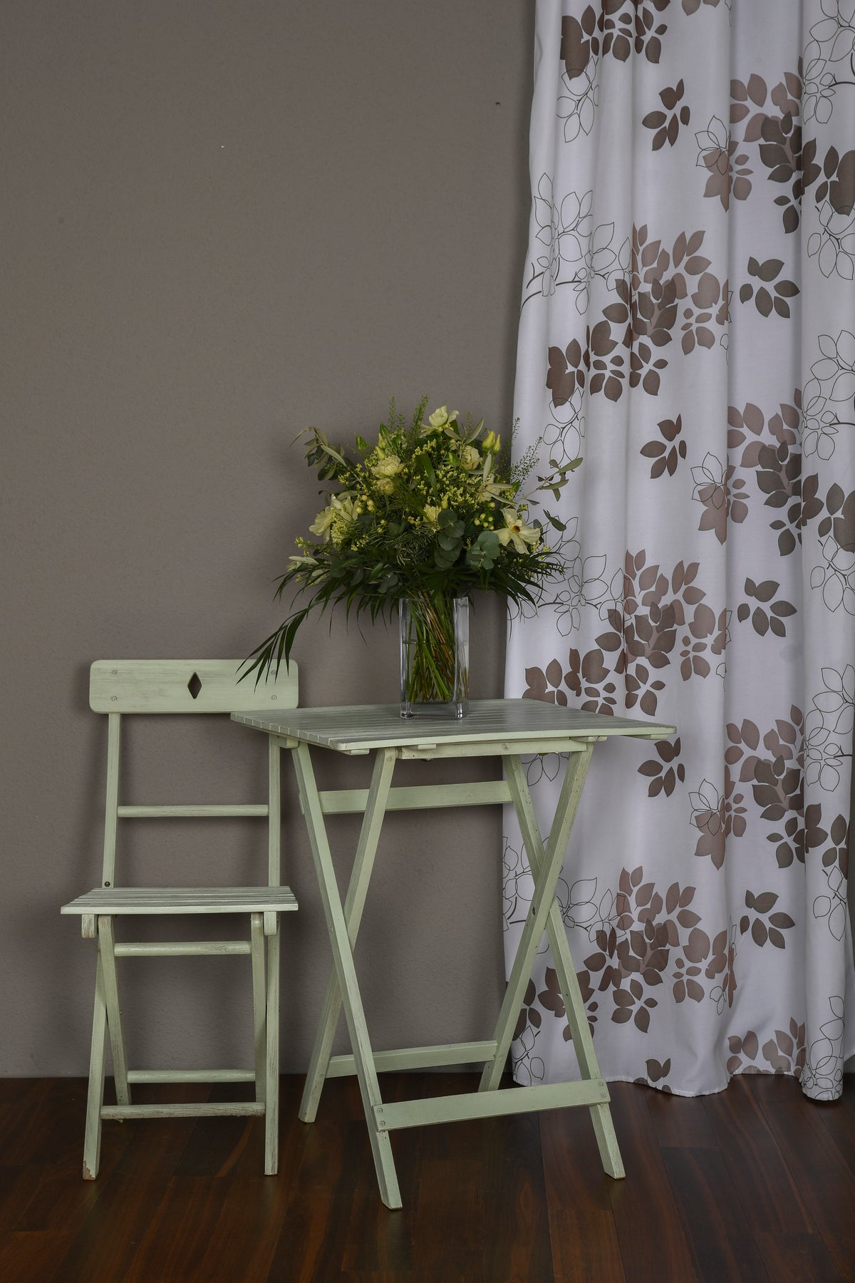 Night curtain taupe candy